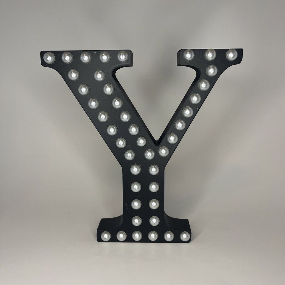 Letter Y Decoration Ashland Black White NEW WITH IMPERFECTIONS